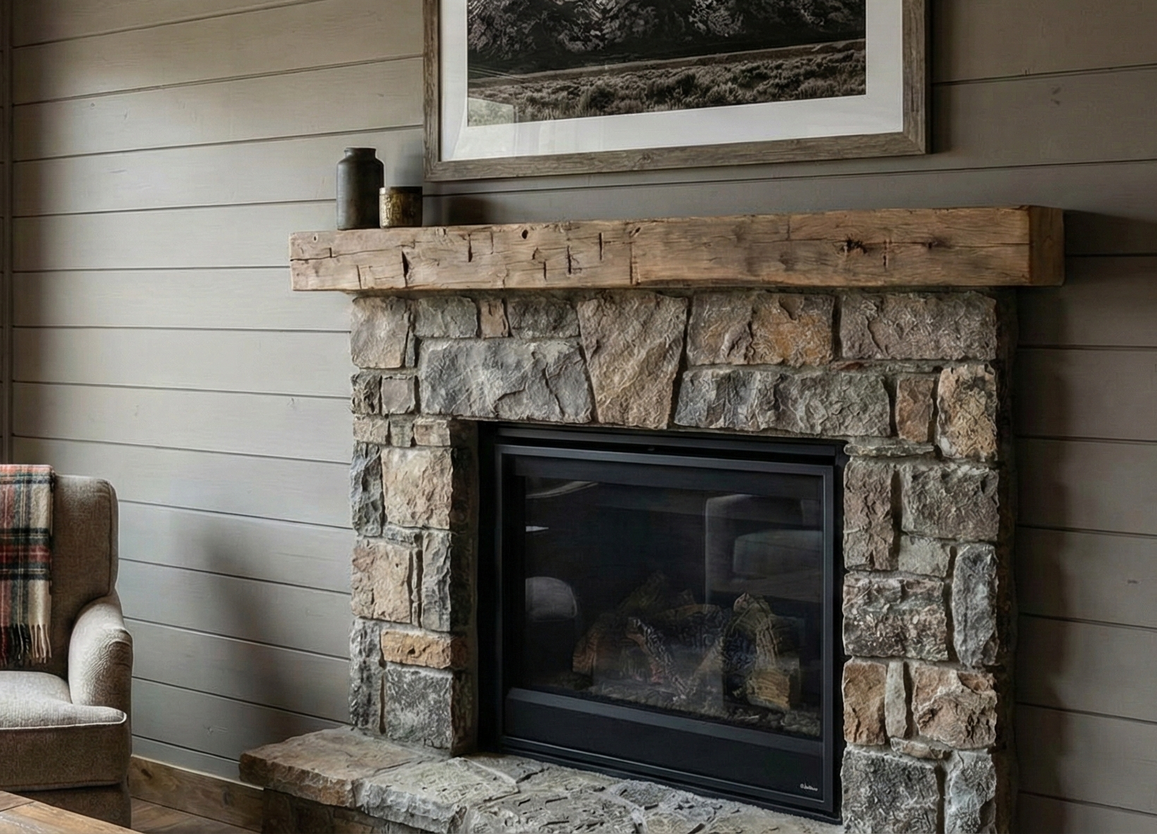 Overlap siding profile detail